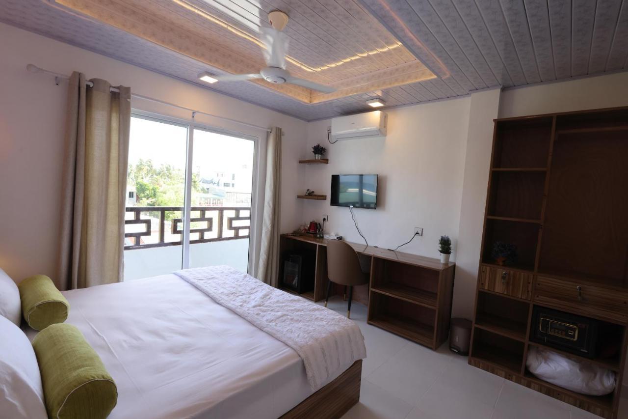 Batuta Maldives Fourson Hotel Thulusdhoo Ngoại thất bức ảnh