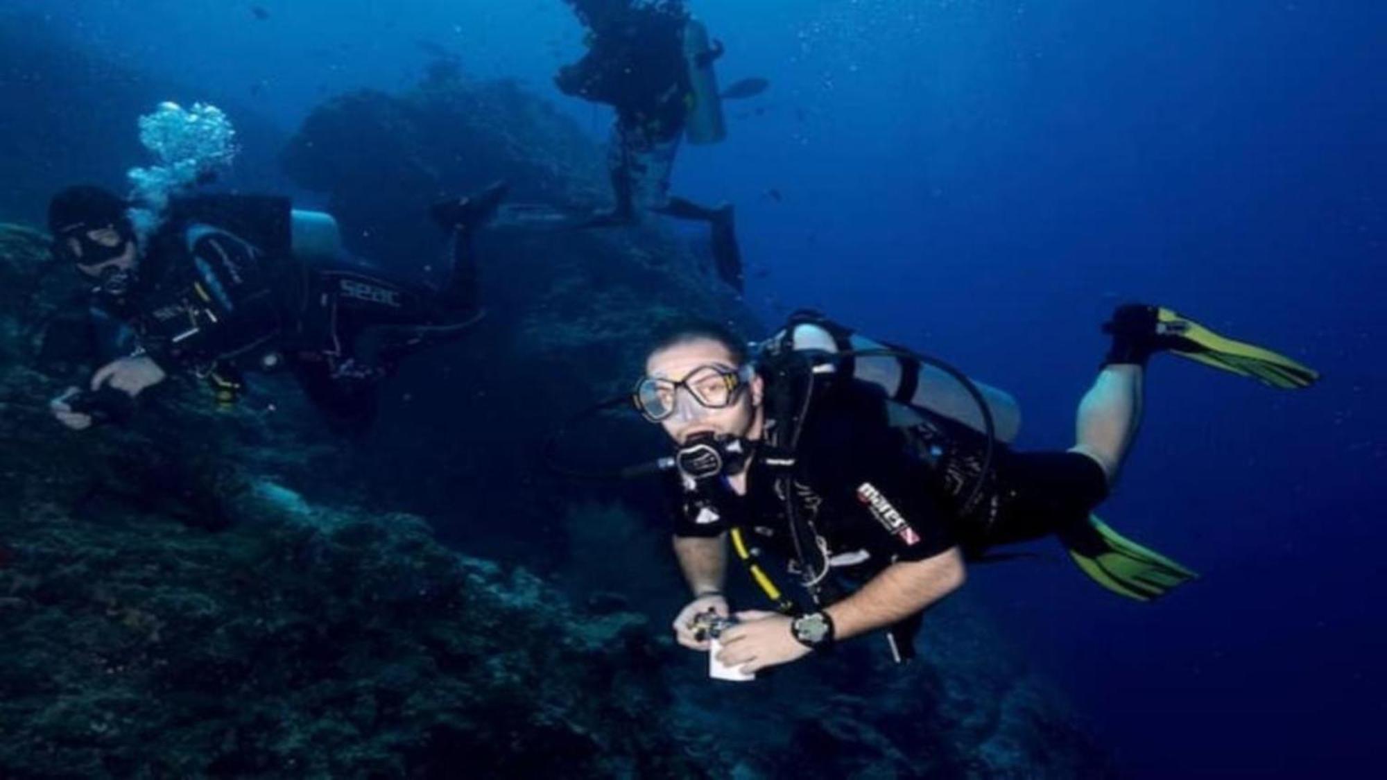 Batuta Maldives Fourson Hotel Thulusdhoo Ngoại thất bức ảnh