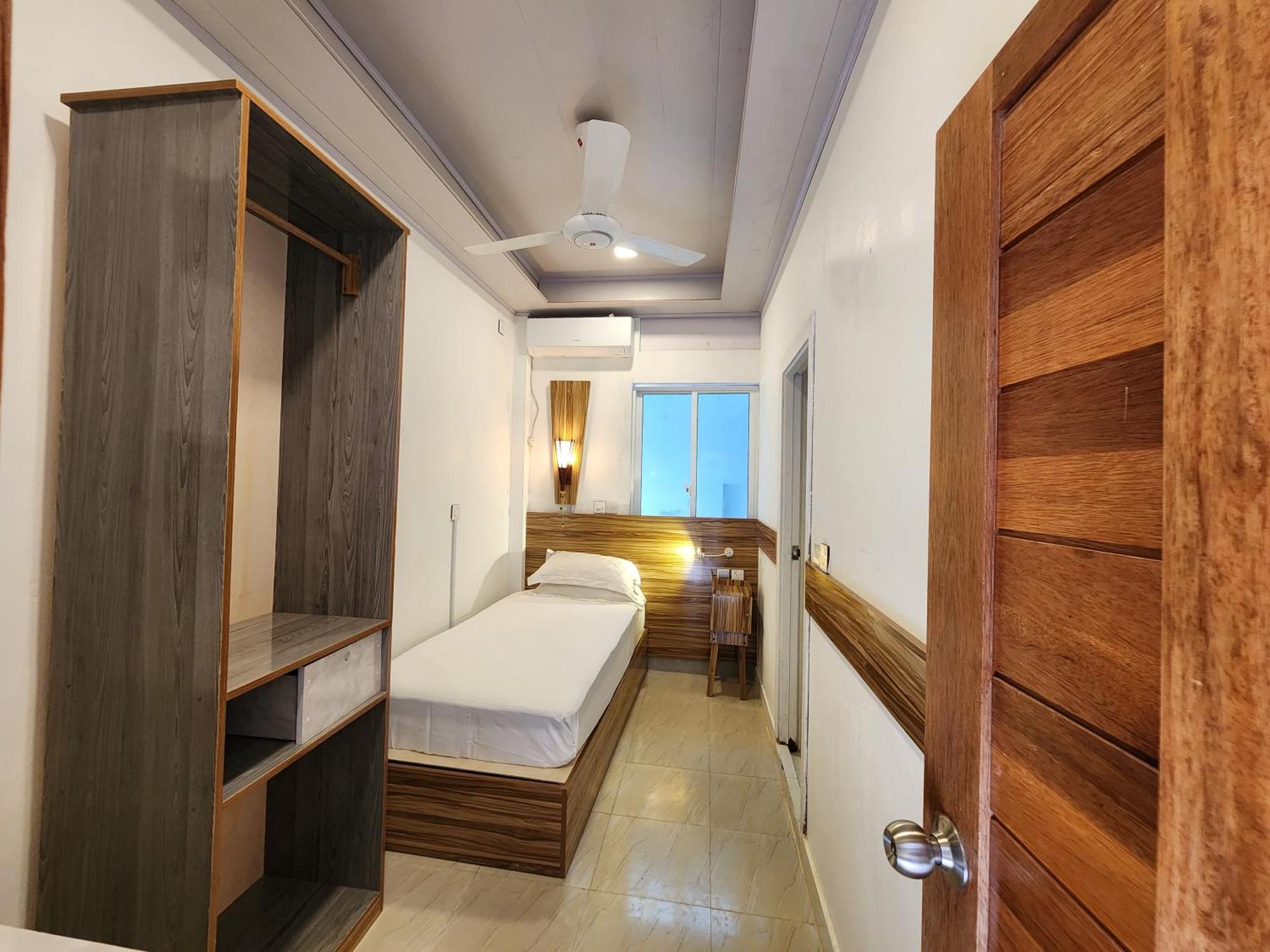 Batuta Maldives Fourson Hotel Thulusdhoo Phòng bức ảnh